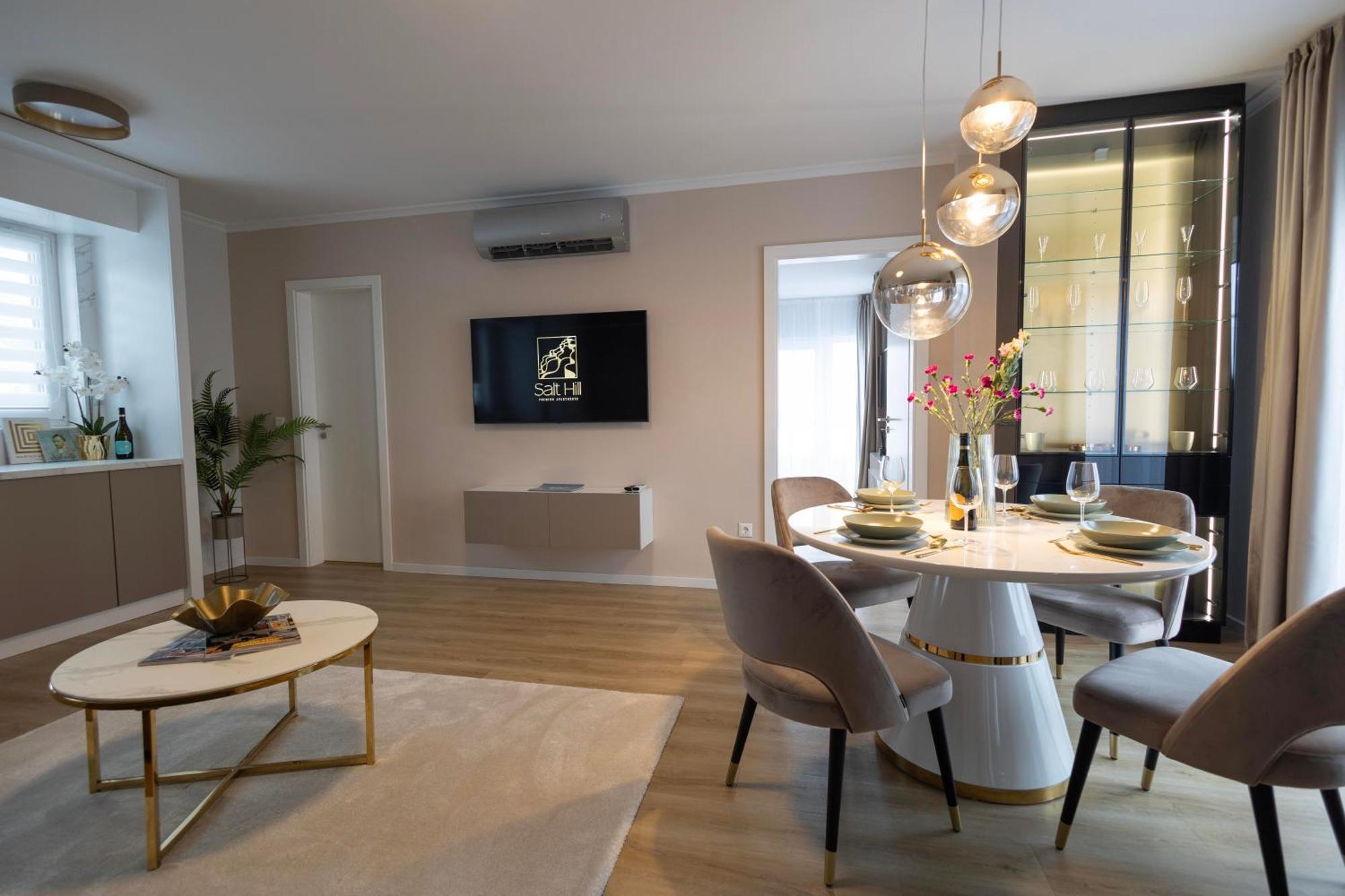 Salt Hill Premium Apartments Egerszalok Bagian luar foto